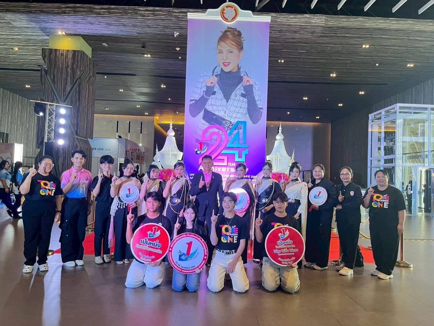 ชมรม TO BE NUMBER ONE โรงเรียนคำเขื่อนแก้วชนูปถัมภ์  นำเสนอผลการดำเนินงานระดับประเทศ