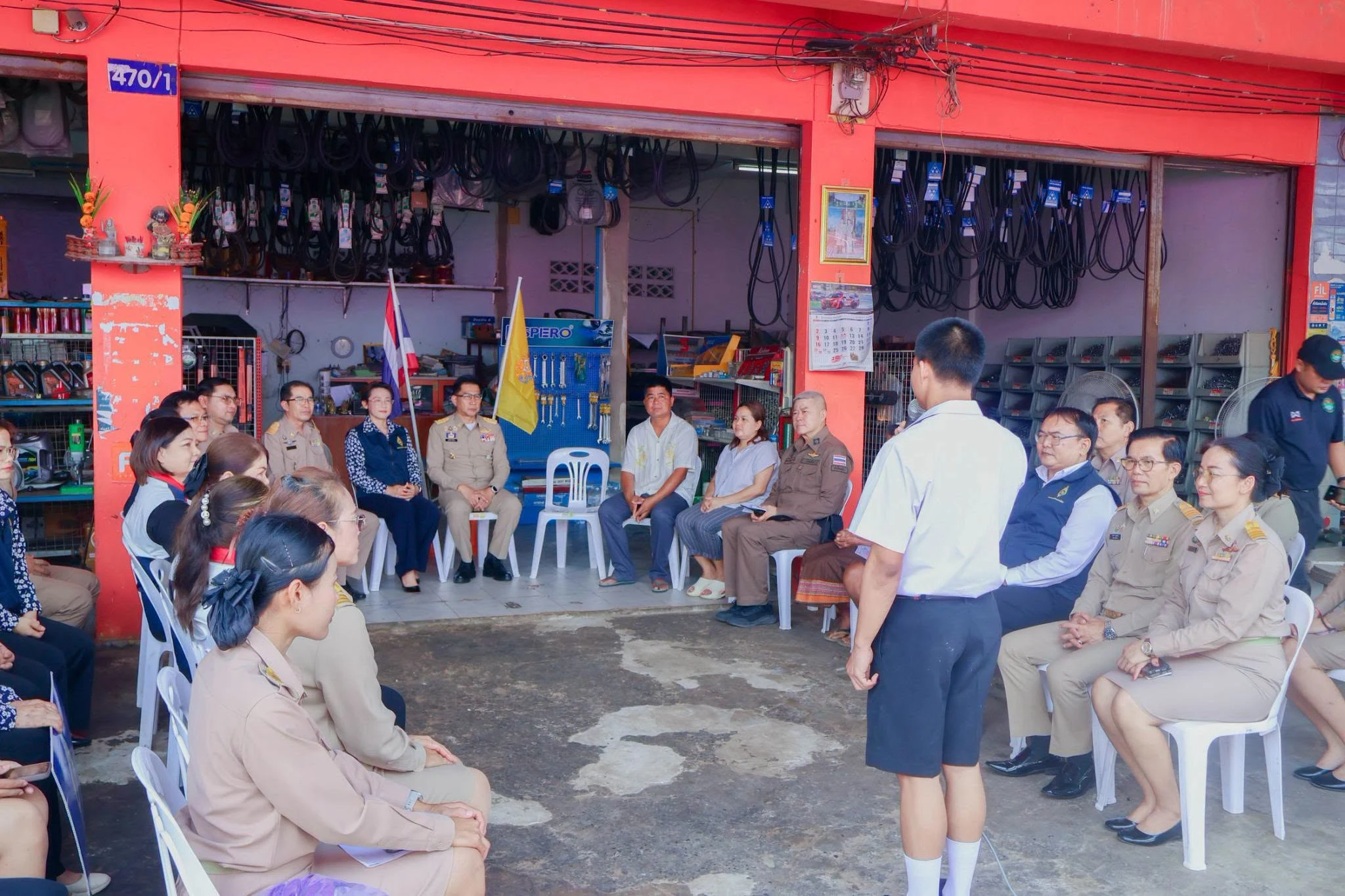 ลงพื้นที่เยี่ยมบ้านนักเรียนทุนพระราชทาน มูลนิธิทุนการศึกษาพระราชทาน (ม.ท.ศ.) รุ่นที่ 17 ได้แก่ นายปฏิพัทธ์ มุทุสิทธิ์