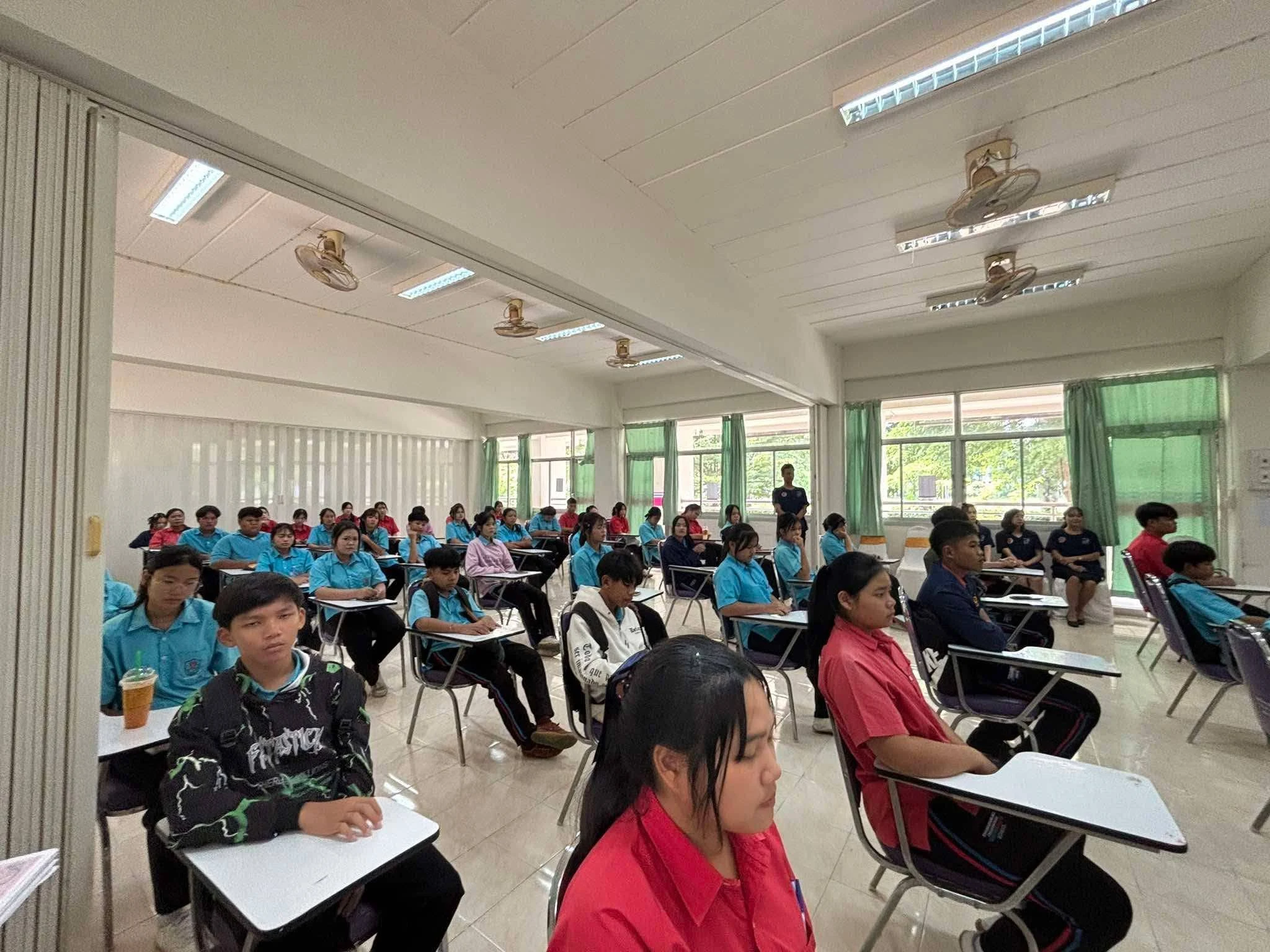 โครงการพัฒนาการแลกเปลี่ยนการเรียนรู้และให้ข้อมูลสะท้อนกลับ เพื่อพัฒนาและปรับปรุงการจัดการเรียนรู้
