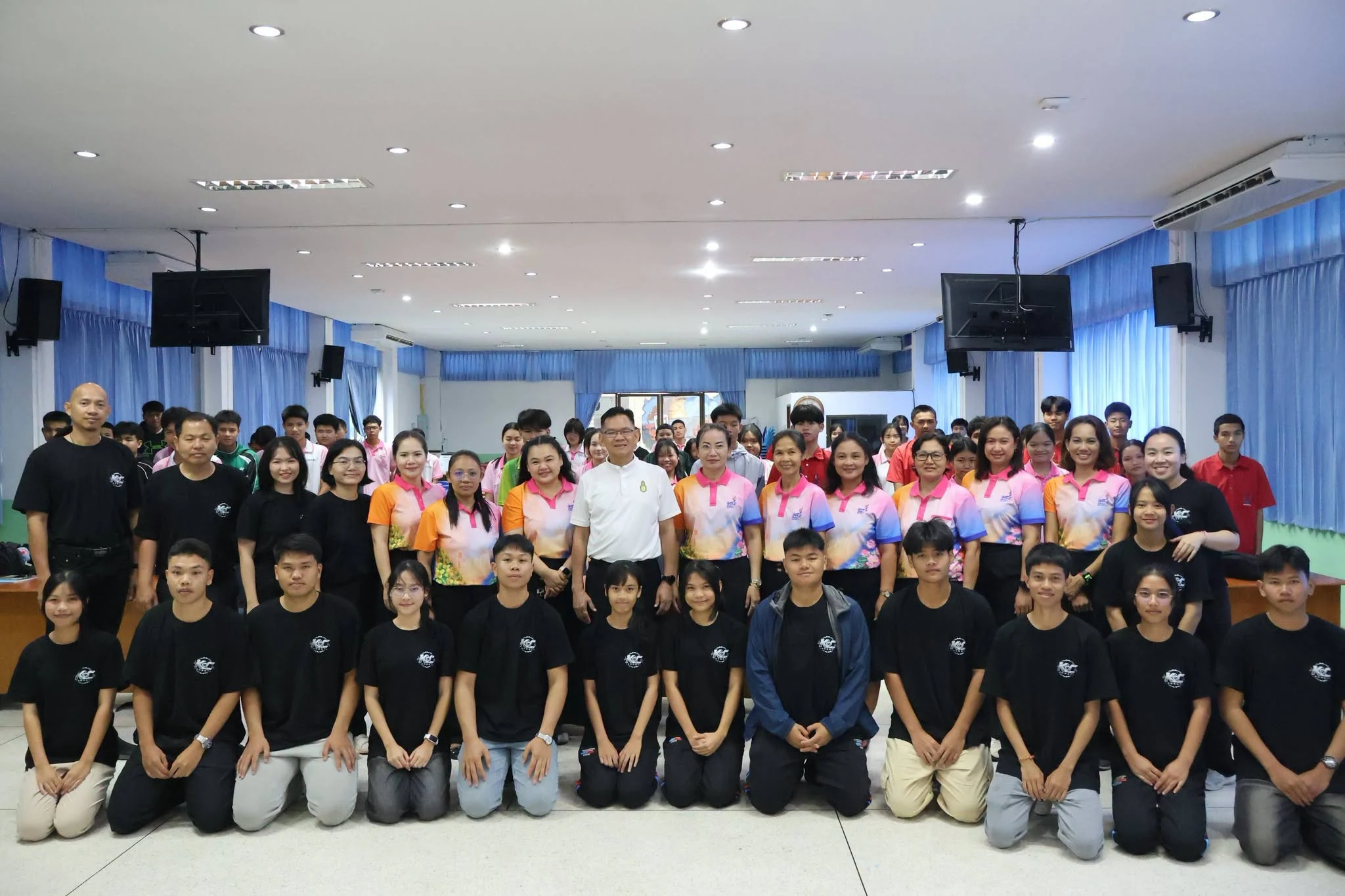 การจัดกิจกรรมการอบรมเชิงปฏิบัติการ “ค่ายสร้างหุ่นยนต์ Coming and Robotics 2026”