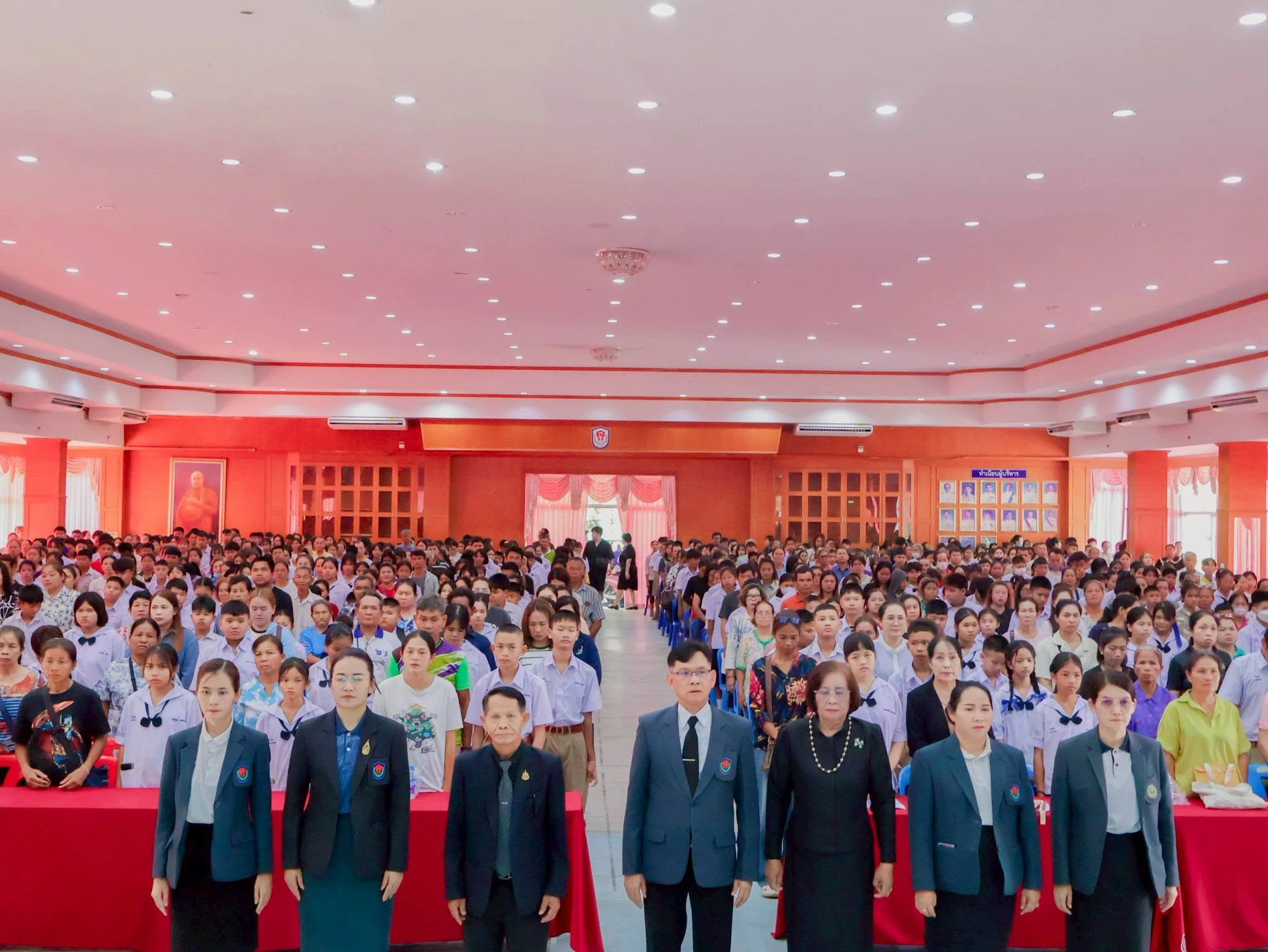 จัดกิจกรรมปฐมนิเทศและประชุมผู้ปกครองนักเรียน ม.1 และ 4 ภาคเรียนที่ 1 ปีการศึกษา 2569